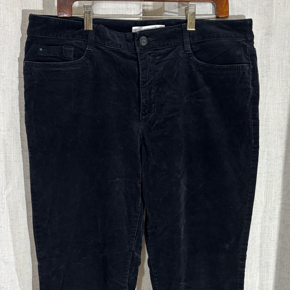 Croft and Barrow Women’s Black Stretch Corduroy Pants